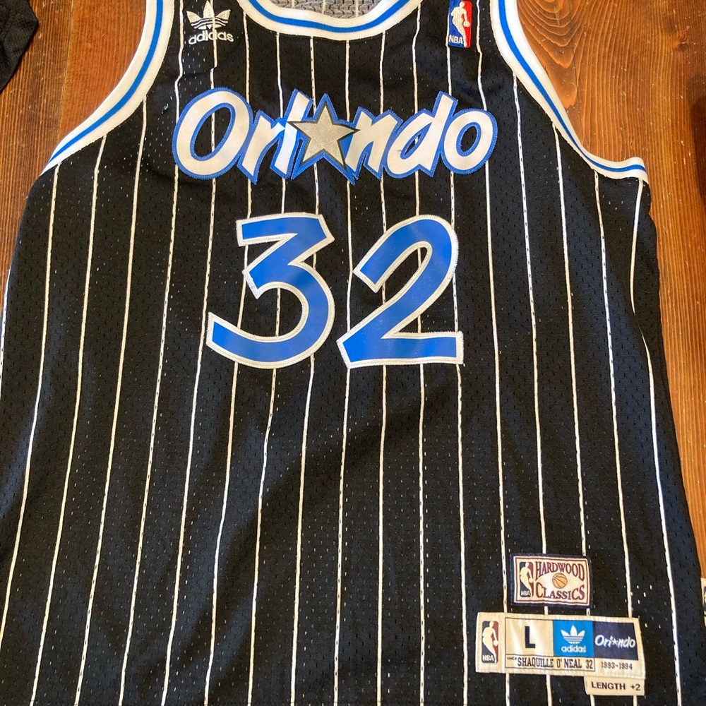 Kids large Shaq jersey